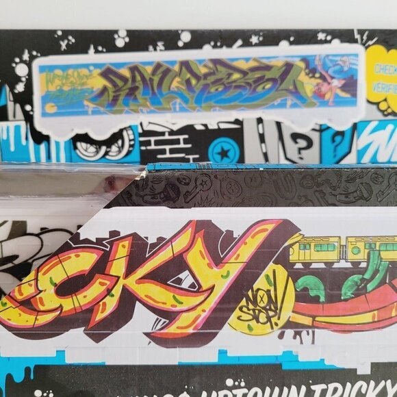 Subway Surfers Kustom Kings Uptown Tricky Subway Car Kids DIY Decorative Toy NIB - Picture 2 of 15